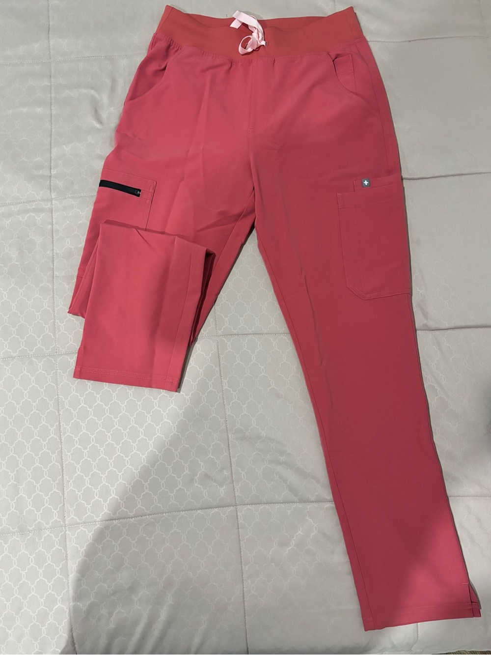 Figs pink scrub pants